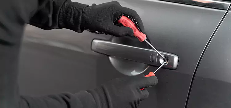 Locked Out of Car Help Lynn Haven