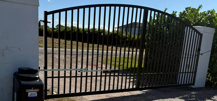 Driveway Fence Repair Lynn Haven