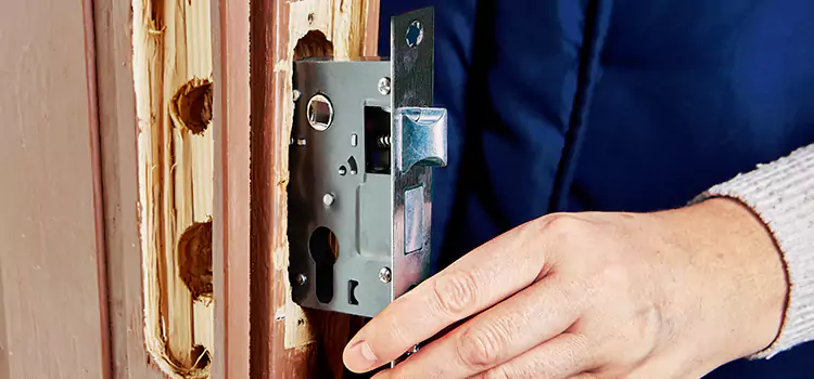 Garage Door Lock Replacement Lynn Haven